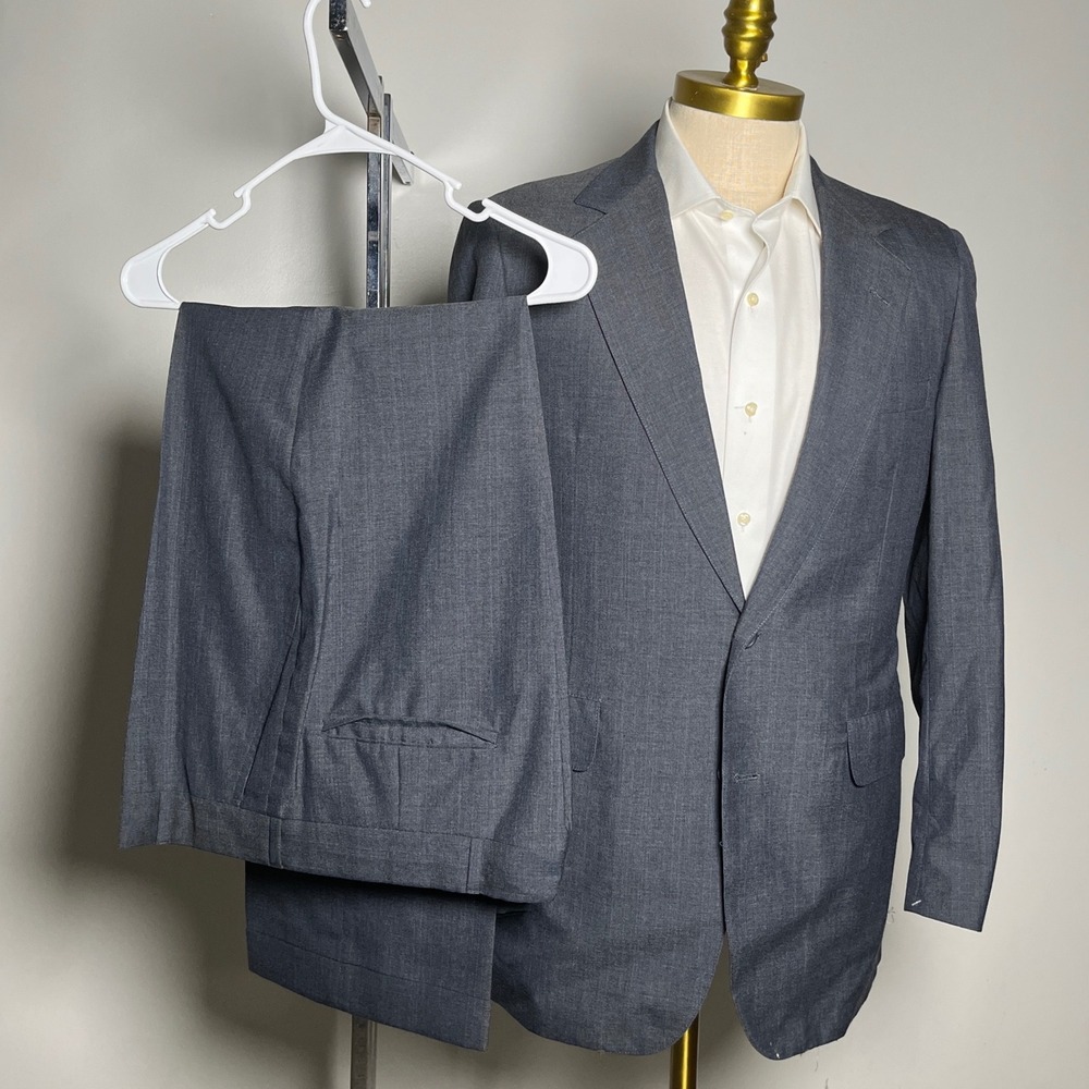 Corbin 2-Piece Suit Mens 40R 34x29 Gray Solid Vintage‎ Wool Blend Two Button